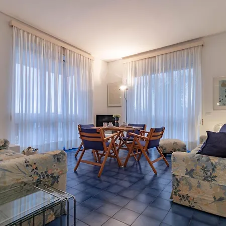 H11 Vista Mare - Elegante