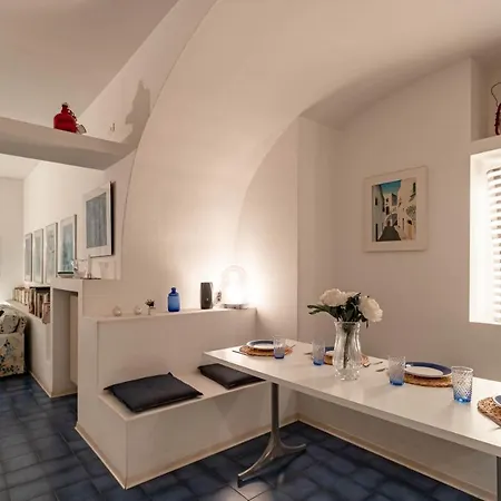 H11 Vista Mare - Elegante